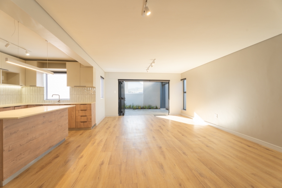 To Let 2 Bedroom Property for Rent in Newinbosch Western Cape